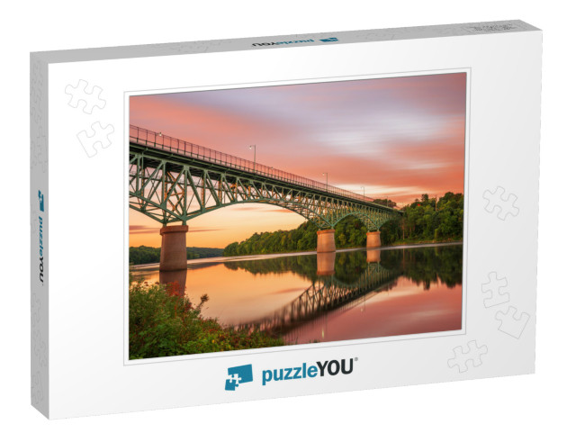 Augusta, Maine, USA View on the Kennebec River with Memori... Jigsaw Puzzle