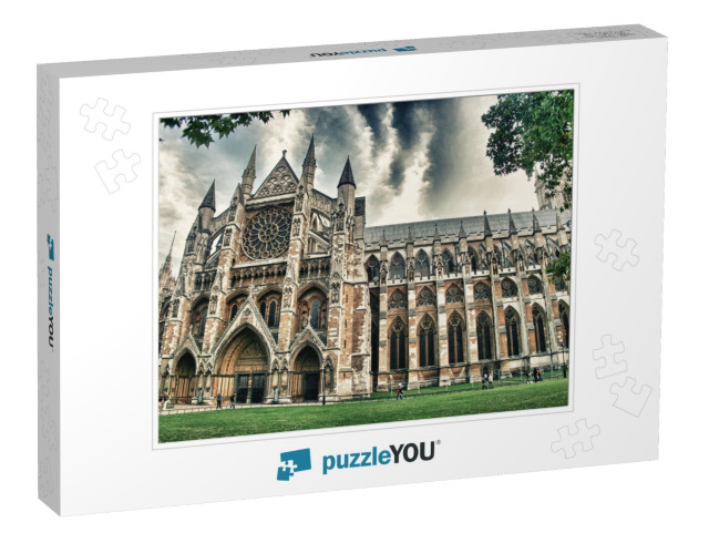 The Westminster Abbey in London, Side View... Jigsaw Puzzle