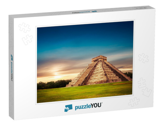 Temple of Kukulkan, Pyramid in Chichen Itza, Yucatan, Mex... Jigsaw Puzzle