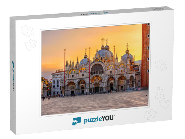 View of Basilica Di San Marco & on Piazza San Marco in Ve... Jigsaw Puzzle