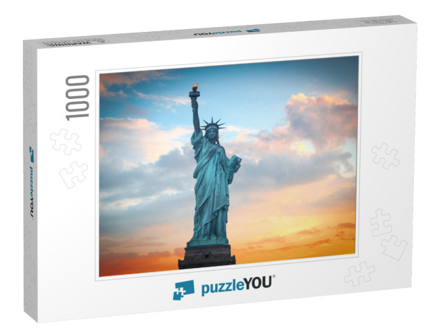 Statue of Liberty on the Background of Colorful Dawn Sky... Jigsaw Puzzle with 1000 pieces