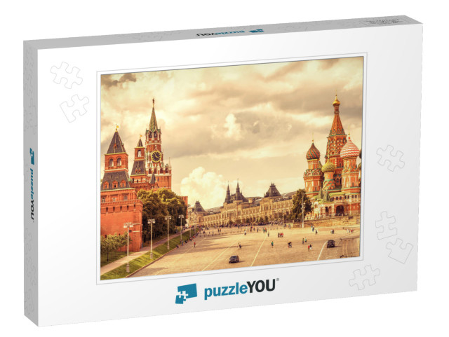 Scenery of Moscow Kremlin & St Basils Cathedral on the Re... Jigsaw Puzzle