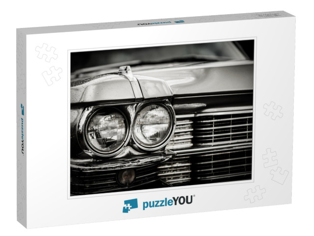 Close Up Detail of Restored Classic American Car. Focus o... Jigsaw Puzzle