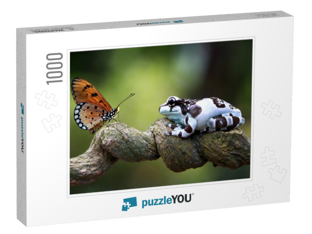 Amazon Milk Frog on Branch, Two Amazon Milk Frog, Panda T... Jigsaw Puzzle with 1000 pieces