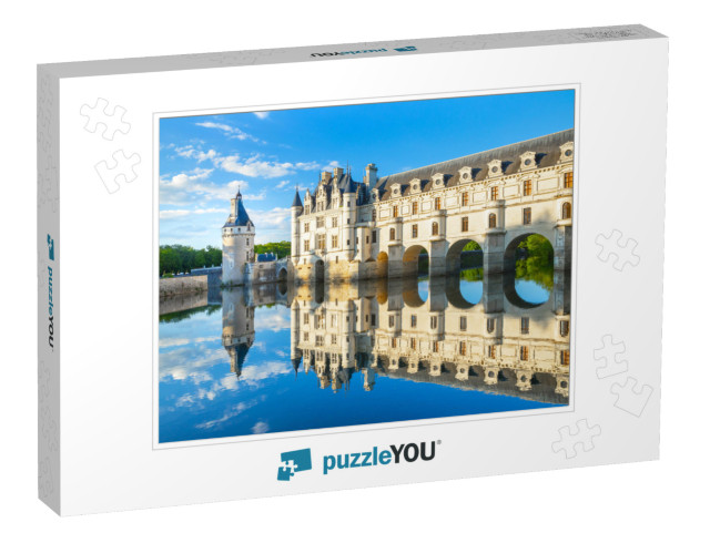 Chateau De Chenonceau is a French Castle Spanning the Riv... Jigsaw Puzzle