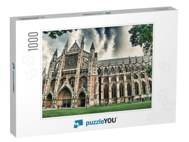 The Westminster Abbey in London, Side View... Jigsaw Puzzle with 1000 pieces