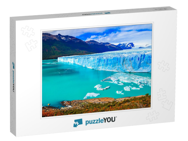 Perito Moreno Glacier in Patagonia, Argentina... Jigsaw Puzzle