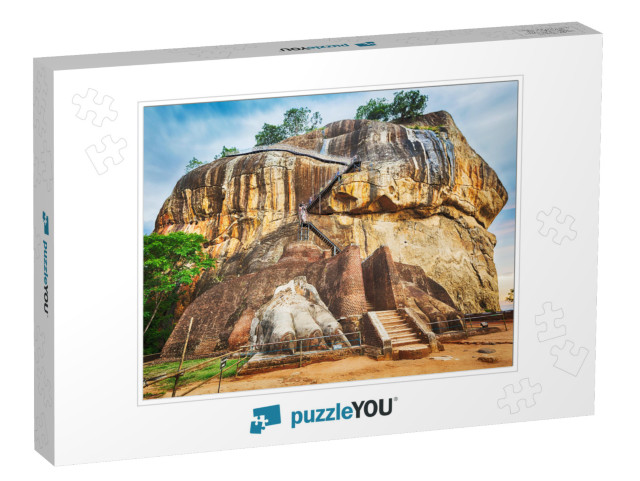 World Heritage Site Sgiriya or Lion Rock. Panorama... Jigsaw Puzzle