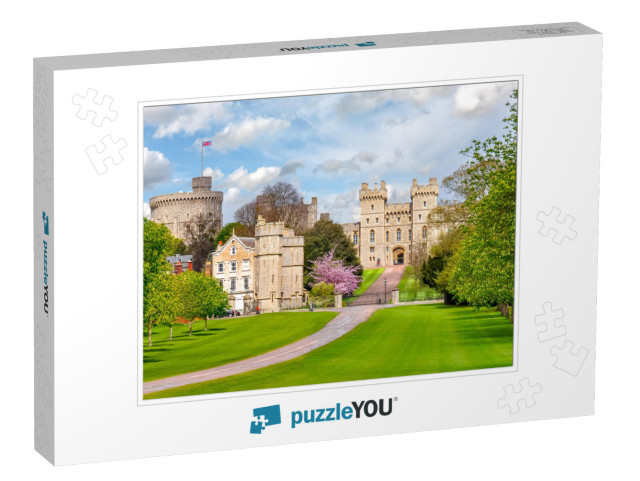 Long Walk to Windsor Castle in Spring, London Suburbs, Uk... Jigsaw Puzzle