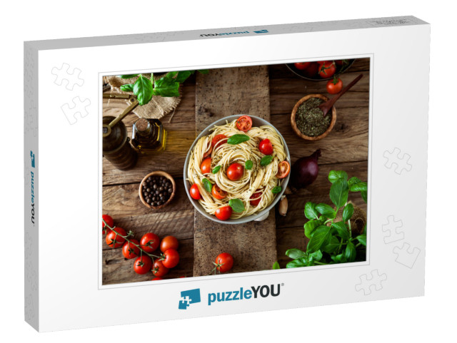 Italian Cuisine. Pasta with Olive Oil, Garlic, Basil & To... Jigsaw Puzzle