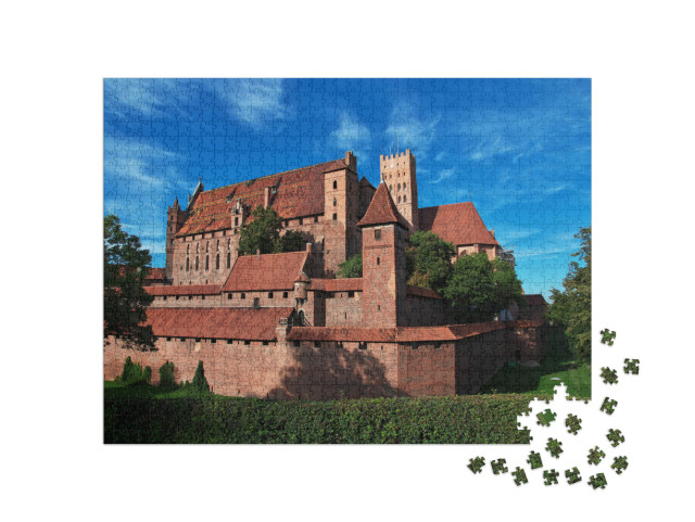 Malbork is Crusader Castle in Poland... Jigsaw Puzzle with 1000 pieces