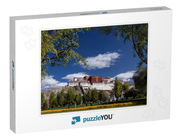 The Potala Palace, a Dzong Fortress in the City of Lhasa... Jigsaw Puzzle