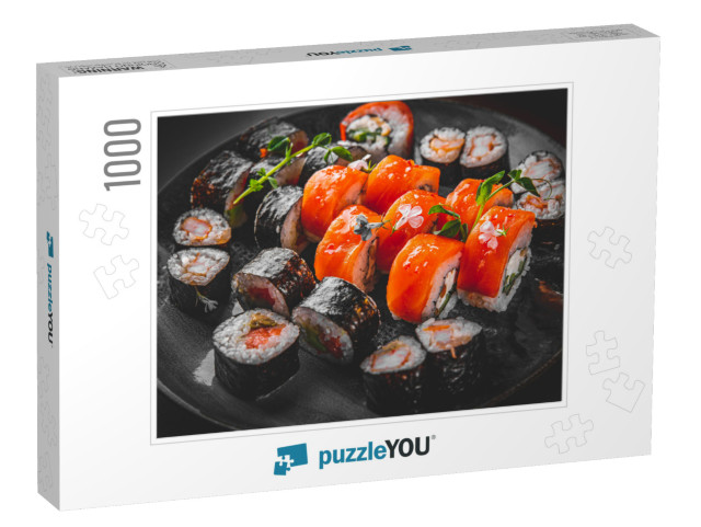 Set of Sushi Roll with Salmon, Avocado, Cream Cheese, Cuc... Jigsaw Puzzle with 1000 pieces