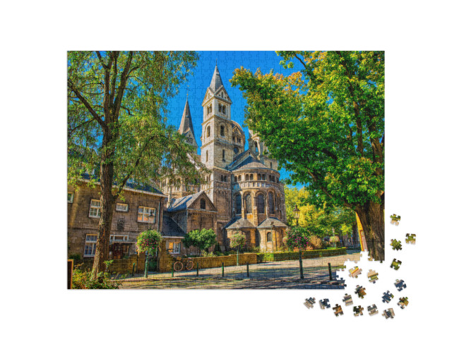 Muenster Church in Roermond... Jigsaw Puzzle with 1000 pieces