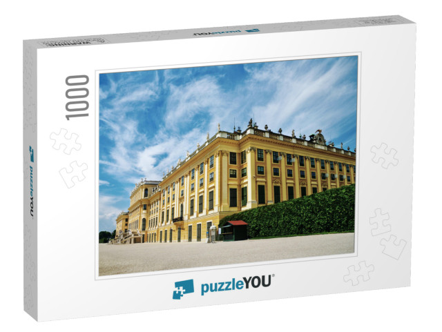 Schonbrunn Palace in Vienna. Austria... Jigsaw Puzzle with 1000 pieces