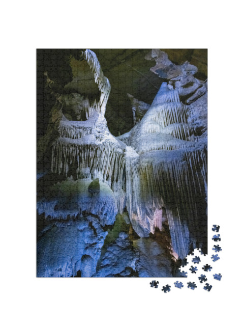 Formations Inside Crystal Cave Sequoia/Kings Canyon Natio... Jigsaw Puzzle with 1000 pieces