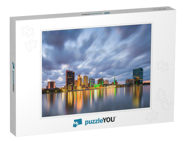 Toledo, Ohio, USA Downtown Skyline on the Maumee River At... Jigsaw Puzzle