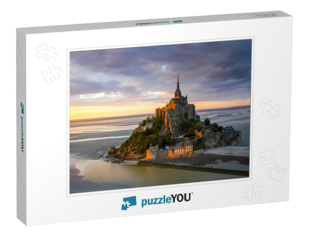 Mont Saint-Michel View in the Sunset Light. Normandy, Nor... Jigsaw Puzzle