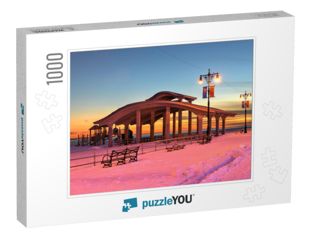 The Boardwalk Along Brighton Beach & Coney Island Beach... Jigsaw Puzzle with 1000 pieces